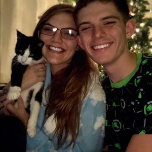 Meet your Posher, Claire